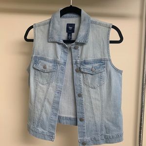 GAP denim cropped vest